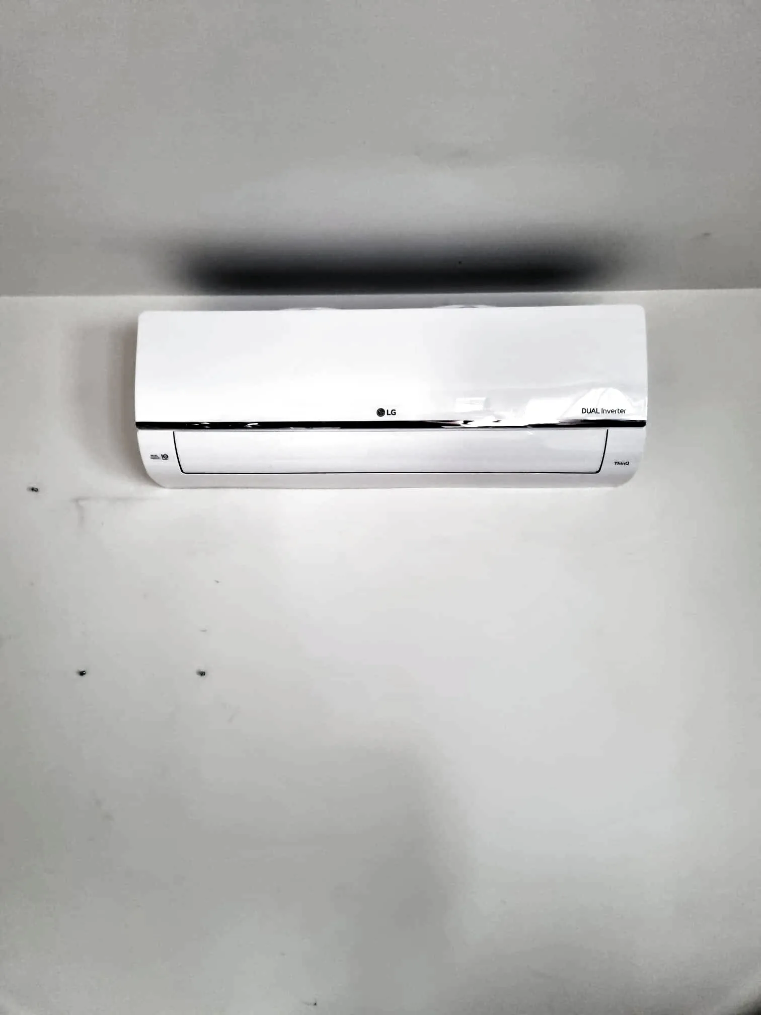 LG wall-mounted indoor air conditioning unit