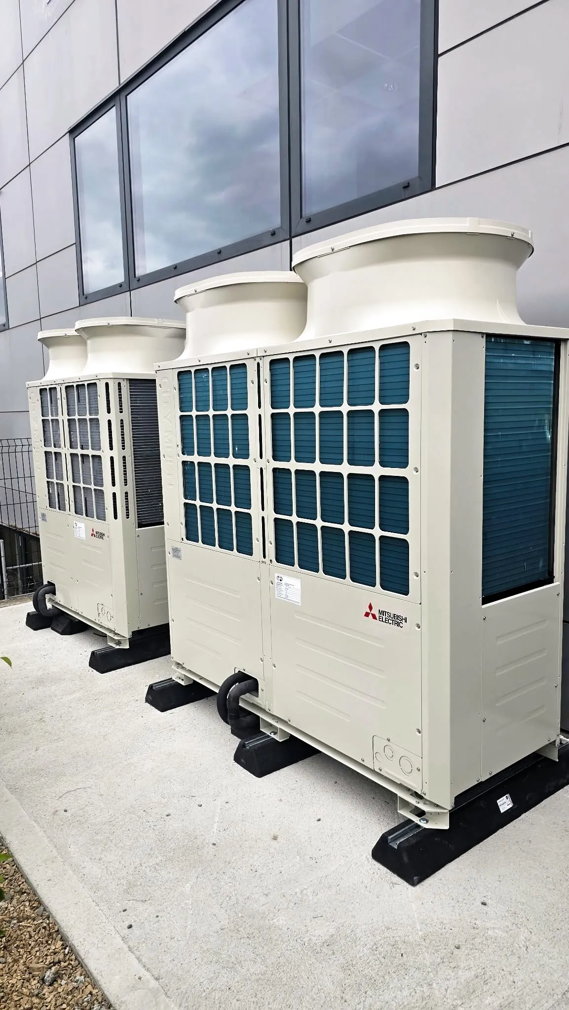 Mitsubishi VRF outdoor units installed at a commercial building